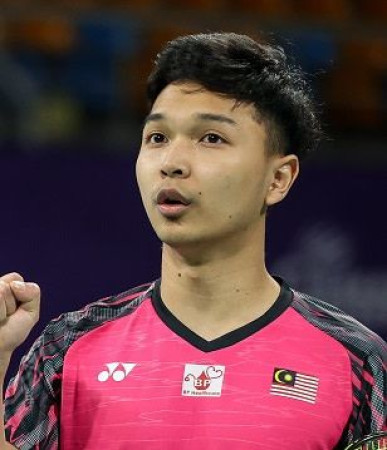 Wan Muhammad Arif Shaharuddin WAN MOHD JUNAIDI